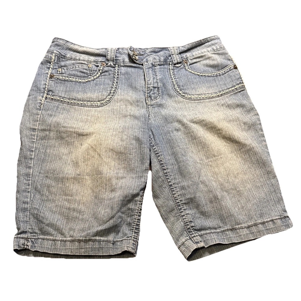 Royalty By YMI Womens Denim Bermuda Shorts Size 14 Stretch Blue‎ Jean Shorts